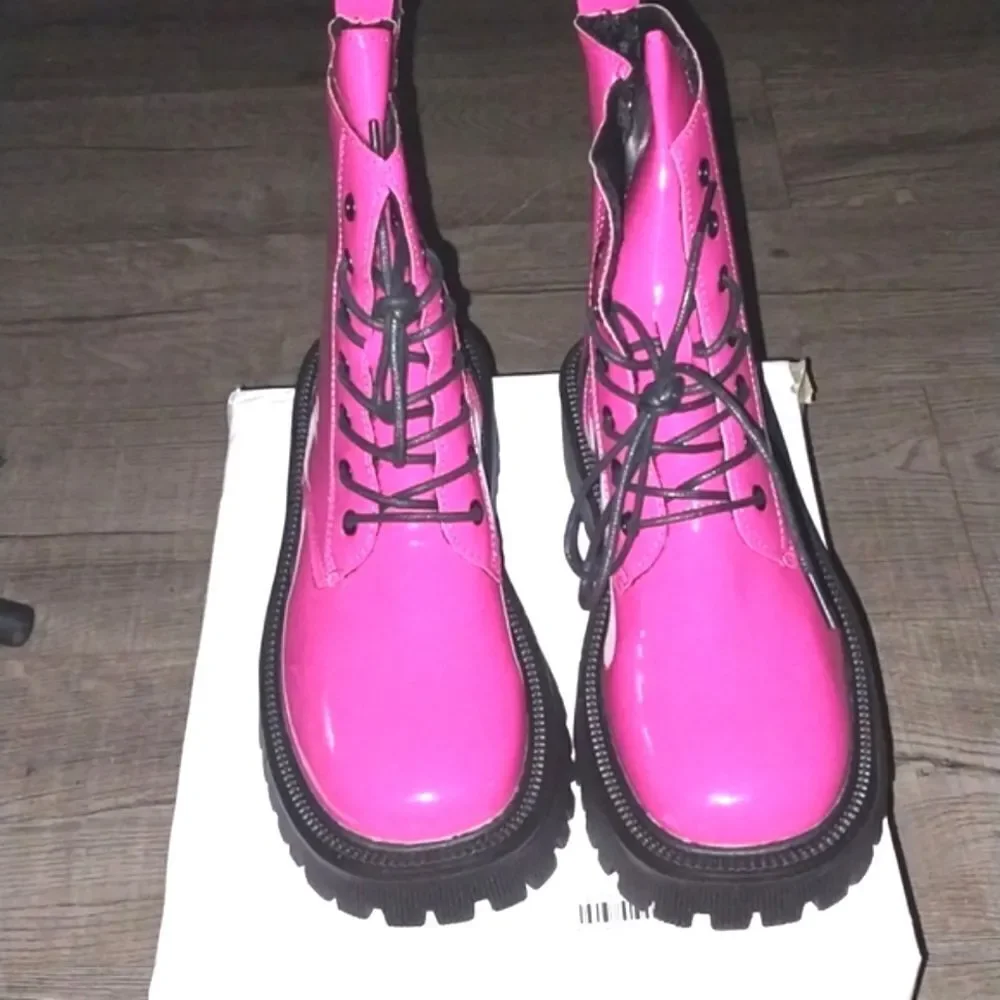 Ladies Neon Pink Combat Boots sz 8